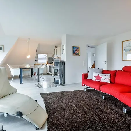 Westcoast Apartment *